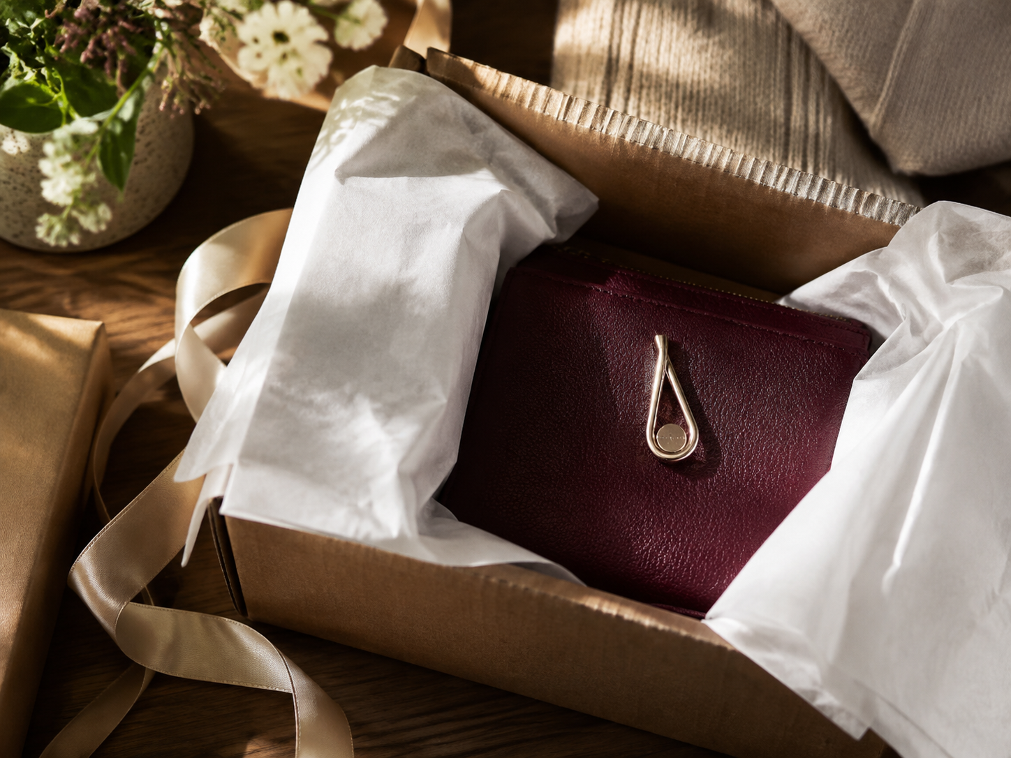 How to Choose the Right 40th Birthday Gift for Your Wife